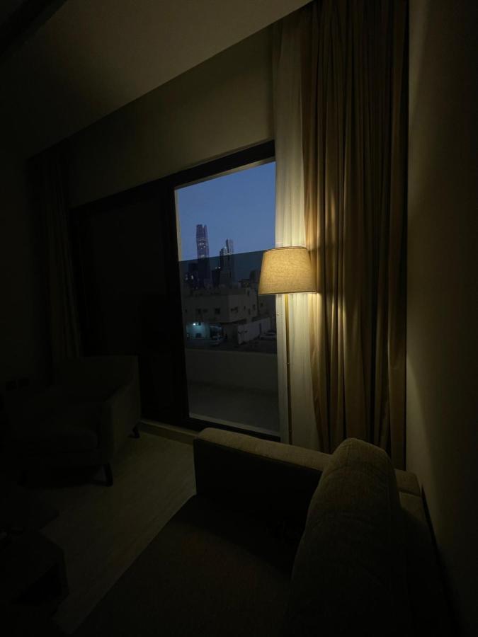 شقة هادئة مكونه من غرفتين وبلكونة باطلالة جميلة Apartment *
